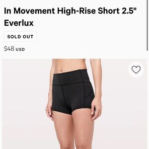Lululemon high rise 2.5” shorts. Size 8